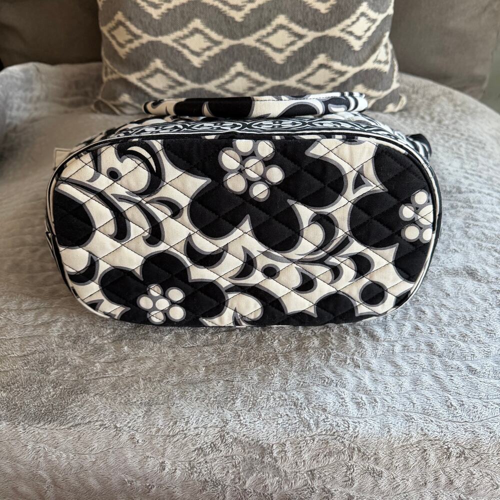 Vera Bradley Shoulder Bag - Picture 5 of 9